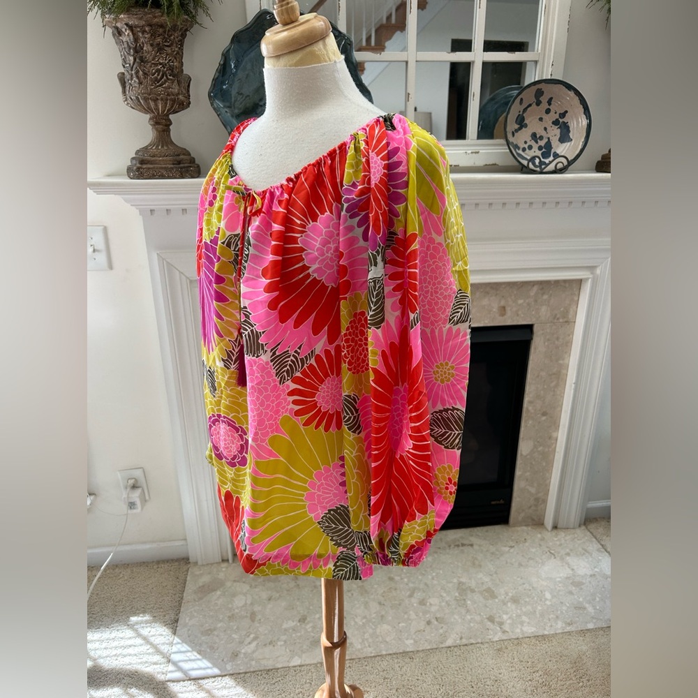 Trina Turk Vibrant Floral Exaggerated Sleeve Top - Picture 5 of 11